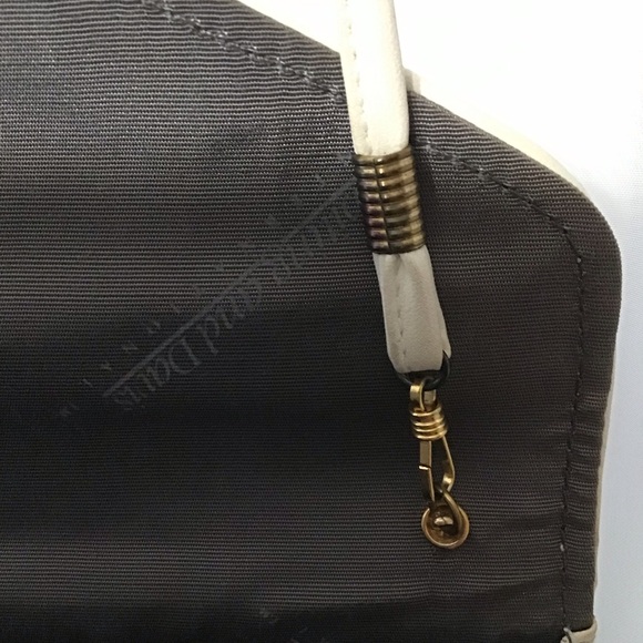 Whiting and Davis Metal Mesh White Shoulder Crossbody Bag Purse. - Picture 5 of 13